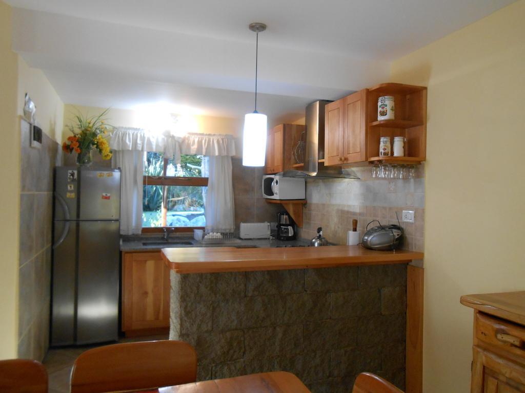 Bungalows Maniu San Carlos de Bariloche Bagian luar foto