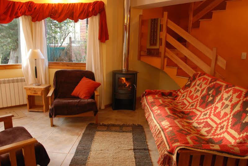 Bungalows Maniu San Carlos de Bariloche Bagian luar foto